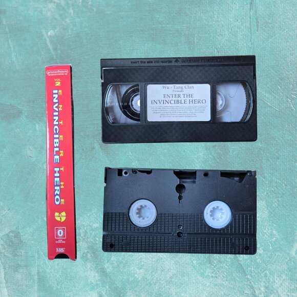 Vintage Wu-Tang Clan Presents: Enter the Invincible Hero VHS – Kung Fu/Hip-Hop - Picture 3 of 3